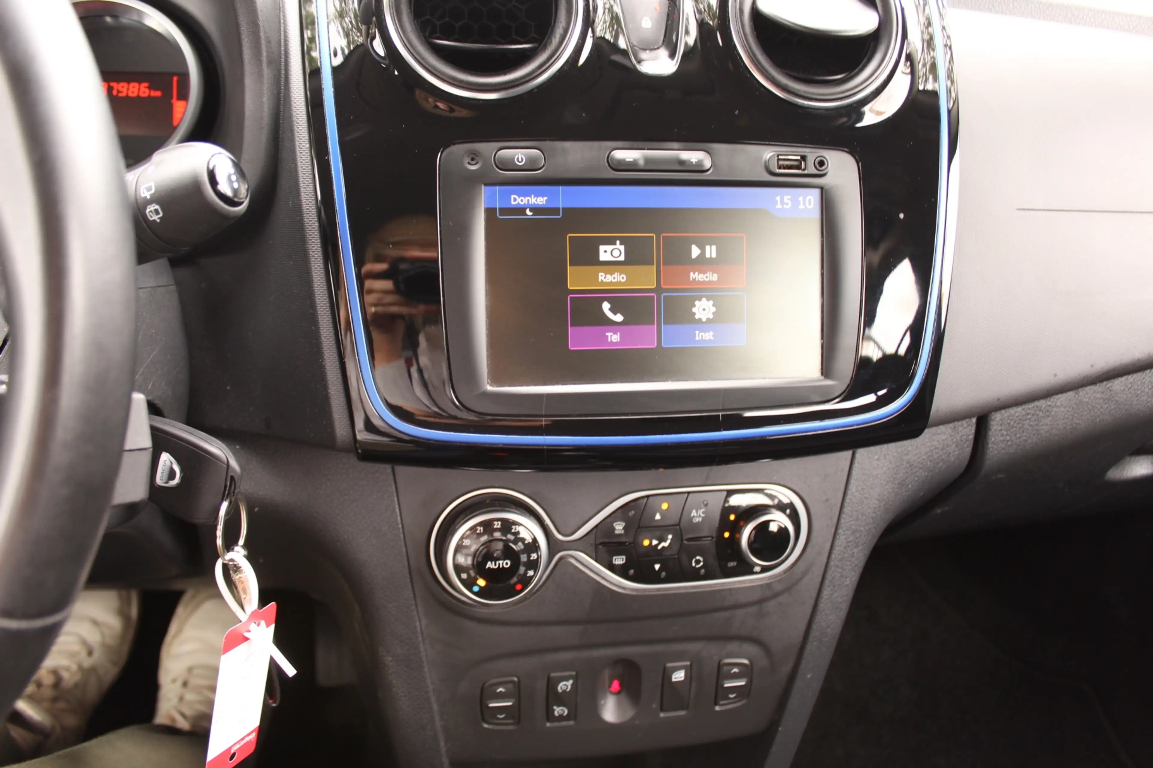 Dacia Logan MCV 1.0 TCe Bi-Fuel Stepway Serie Limitee 15th Ann — photo 13