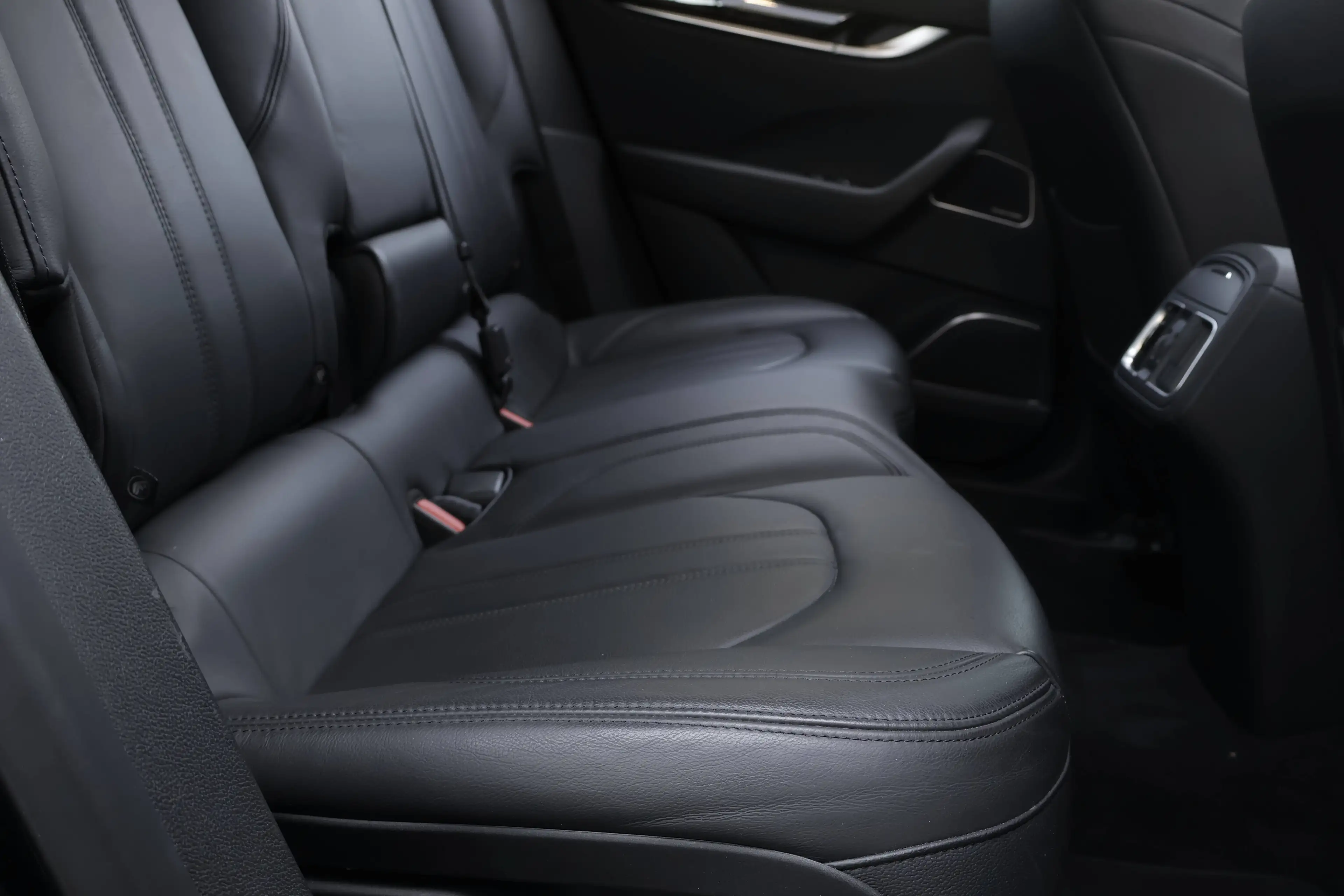 Maserati Levante Levante 3.0 V6 Turbo Pano CruiseC Trekhaak Garantie* — photo 9