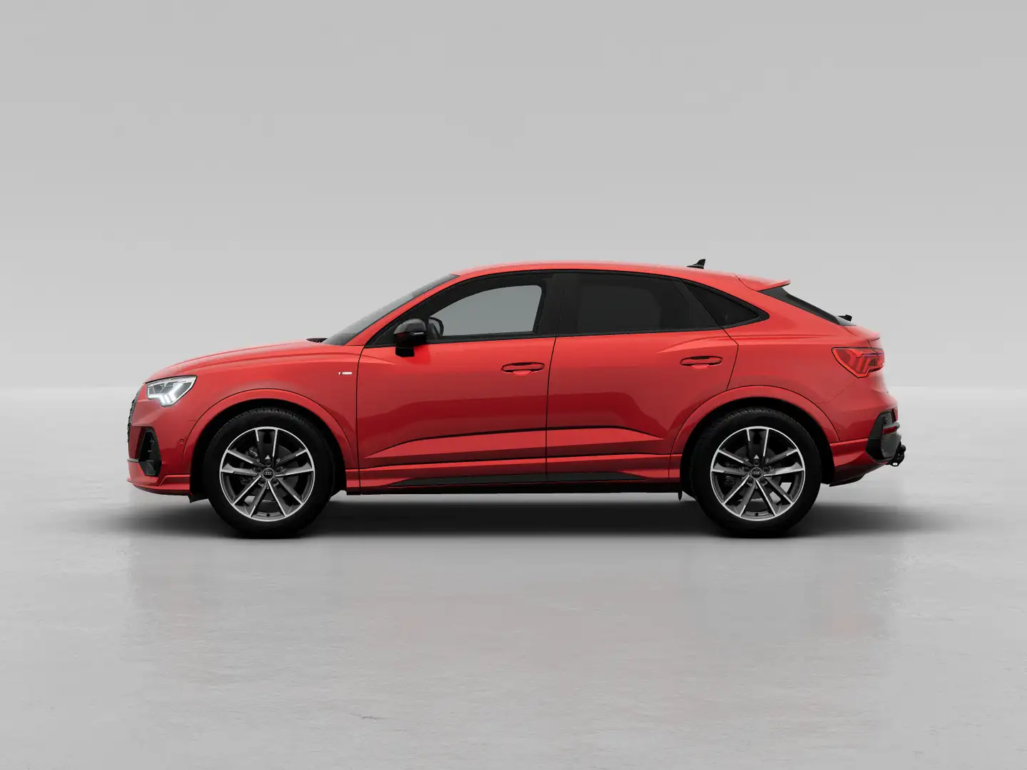 Audi Q3 35 TDI S tronic S line LED ACC Kess Rood - 2