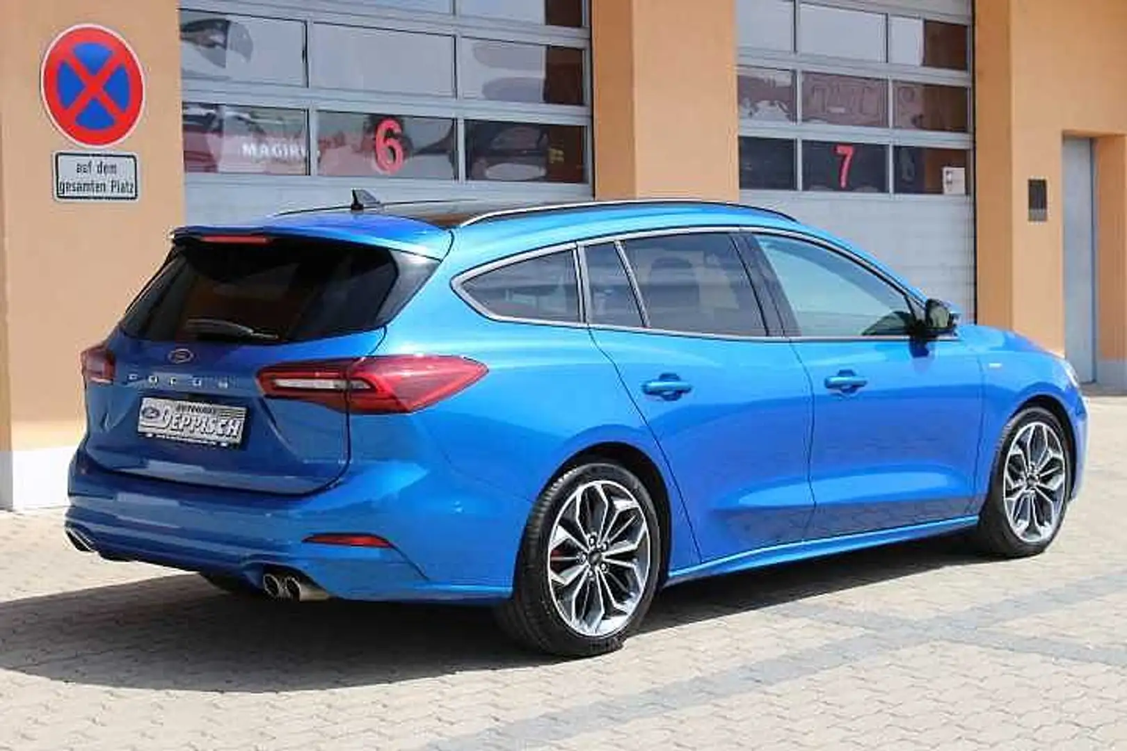 Ford Focus Turnier Diesel ST-LINE X 1.5 Automatik PANO LEDER Bleu - 2