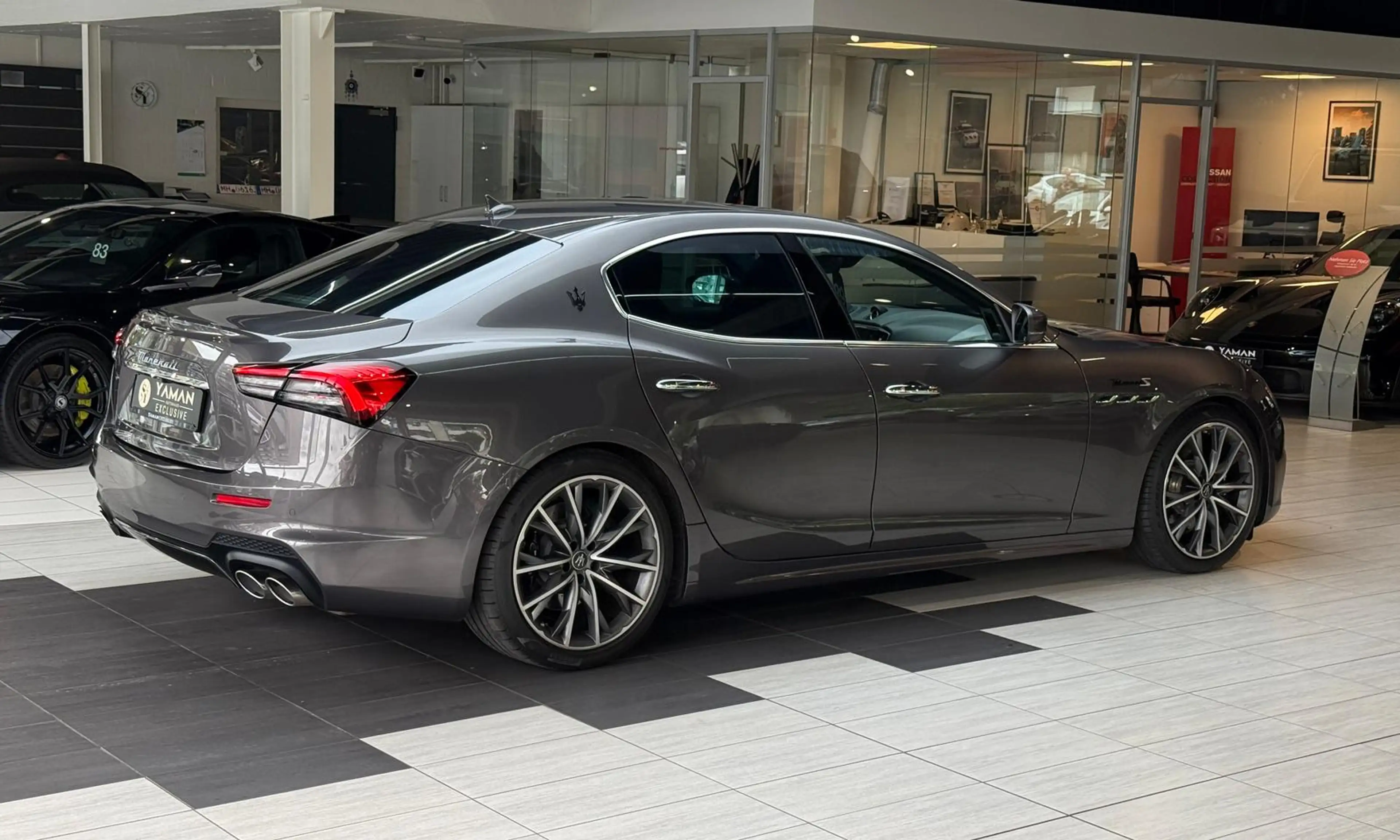 Maserati Ghibli Modena S Q4 Glasdach H&K SoftClose — photo 7