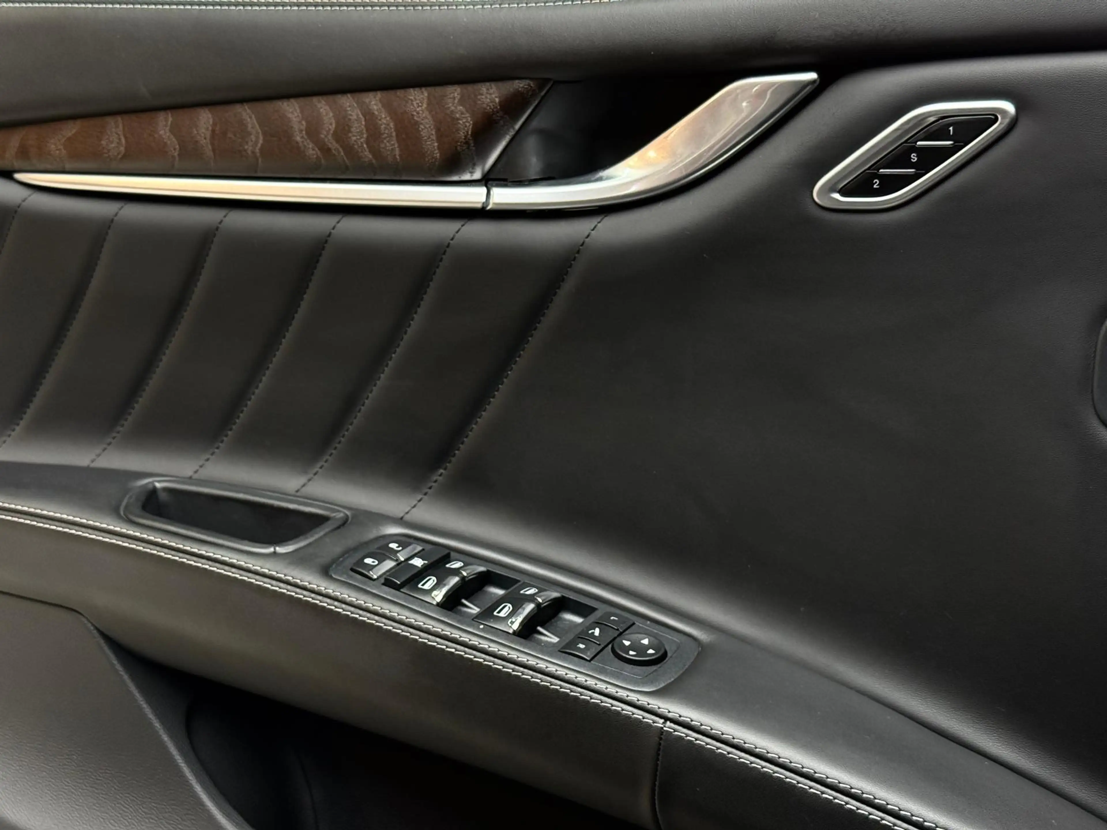Maserati Ghibli Modena S Q4 Glasdach H&K SoftClose — photo 10