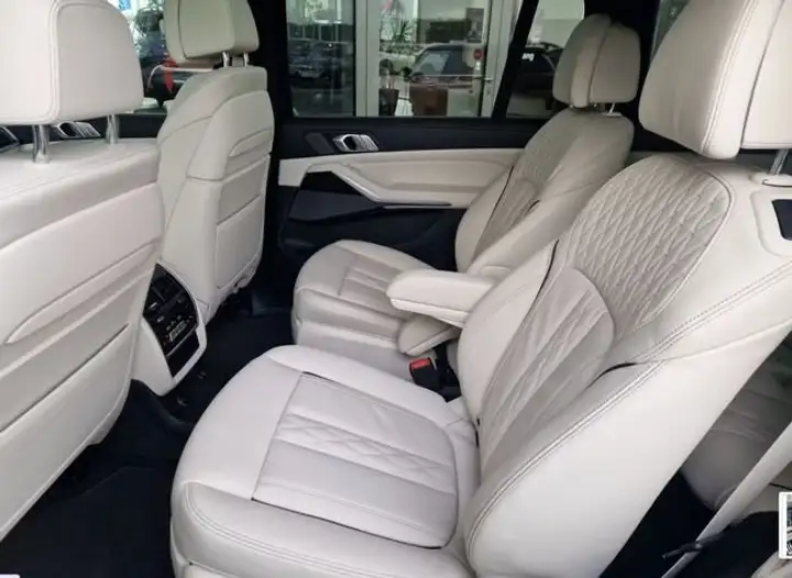 BMW X7 2022, foto 7