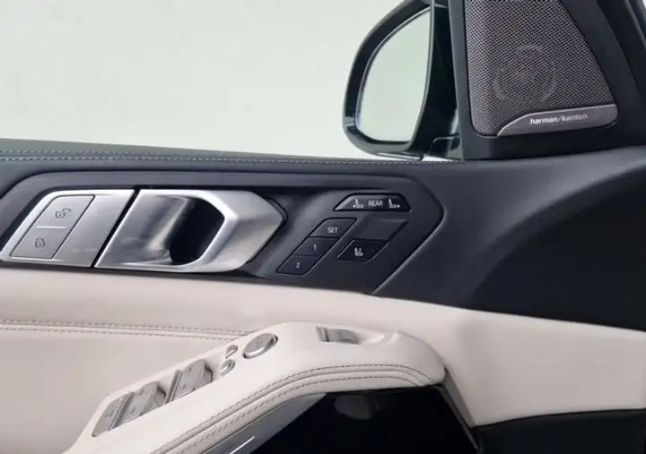BMW X7 2022, foto 9