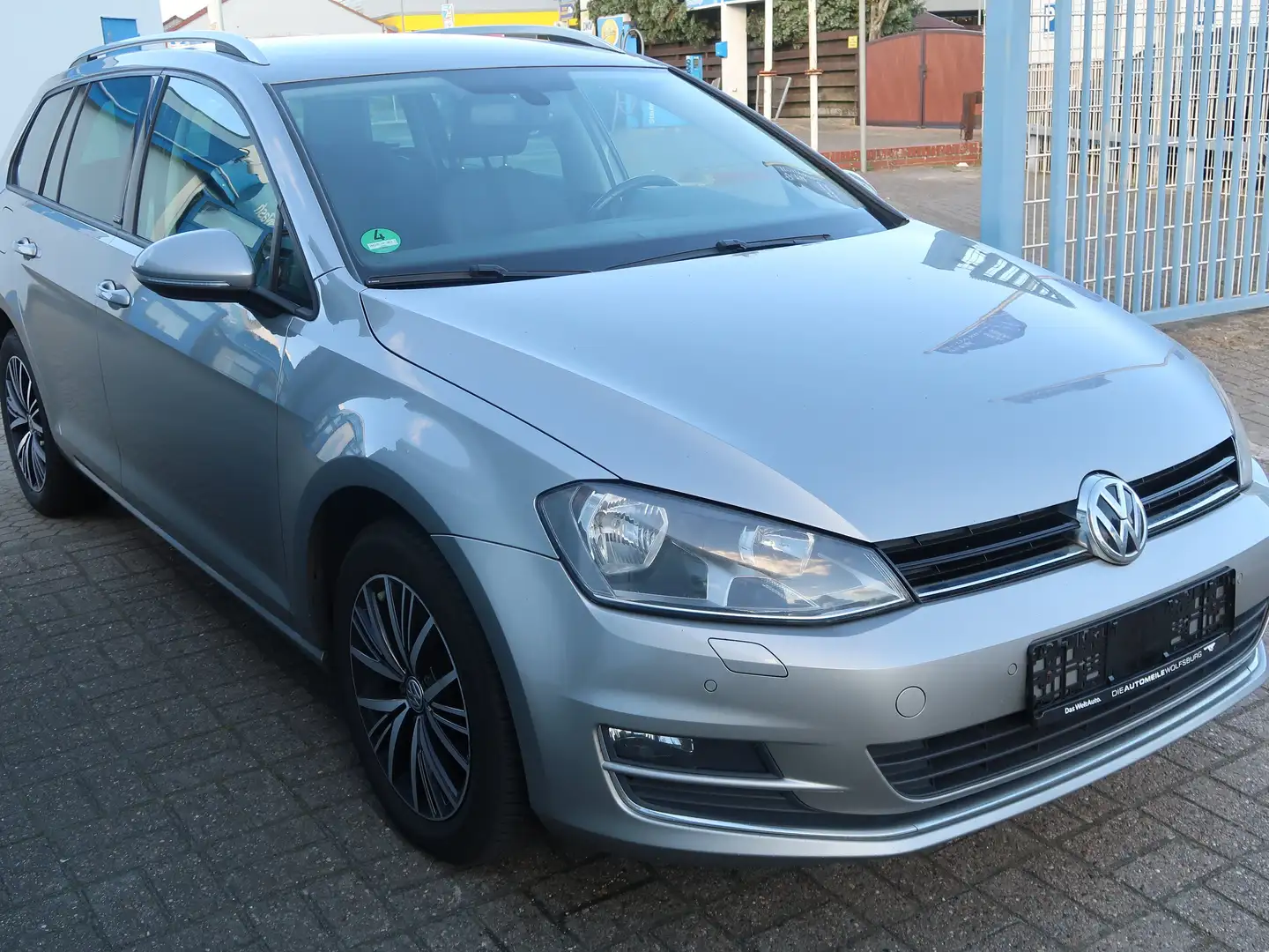 Volkswagen Golf 7 Lounge 2.0 TDi BMT Grau - 2