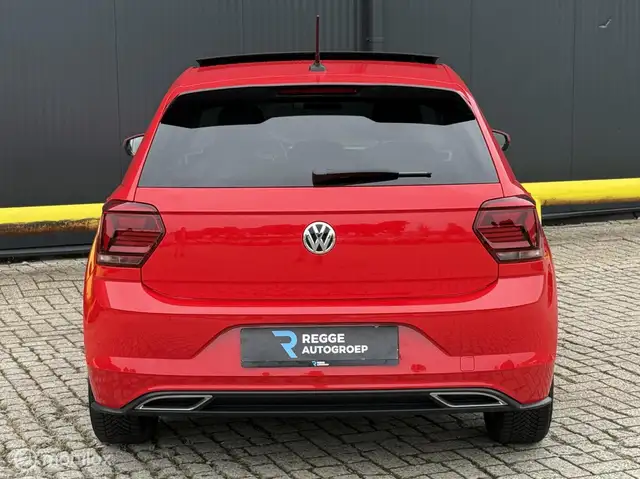 Volkswagen Polo view 9