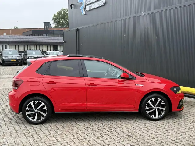 Volkswagen Polo view 10