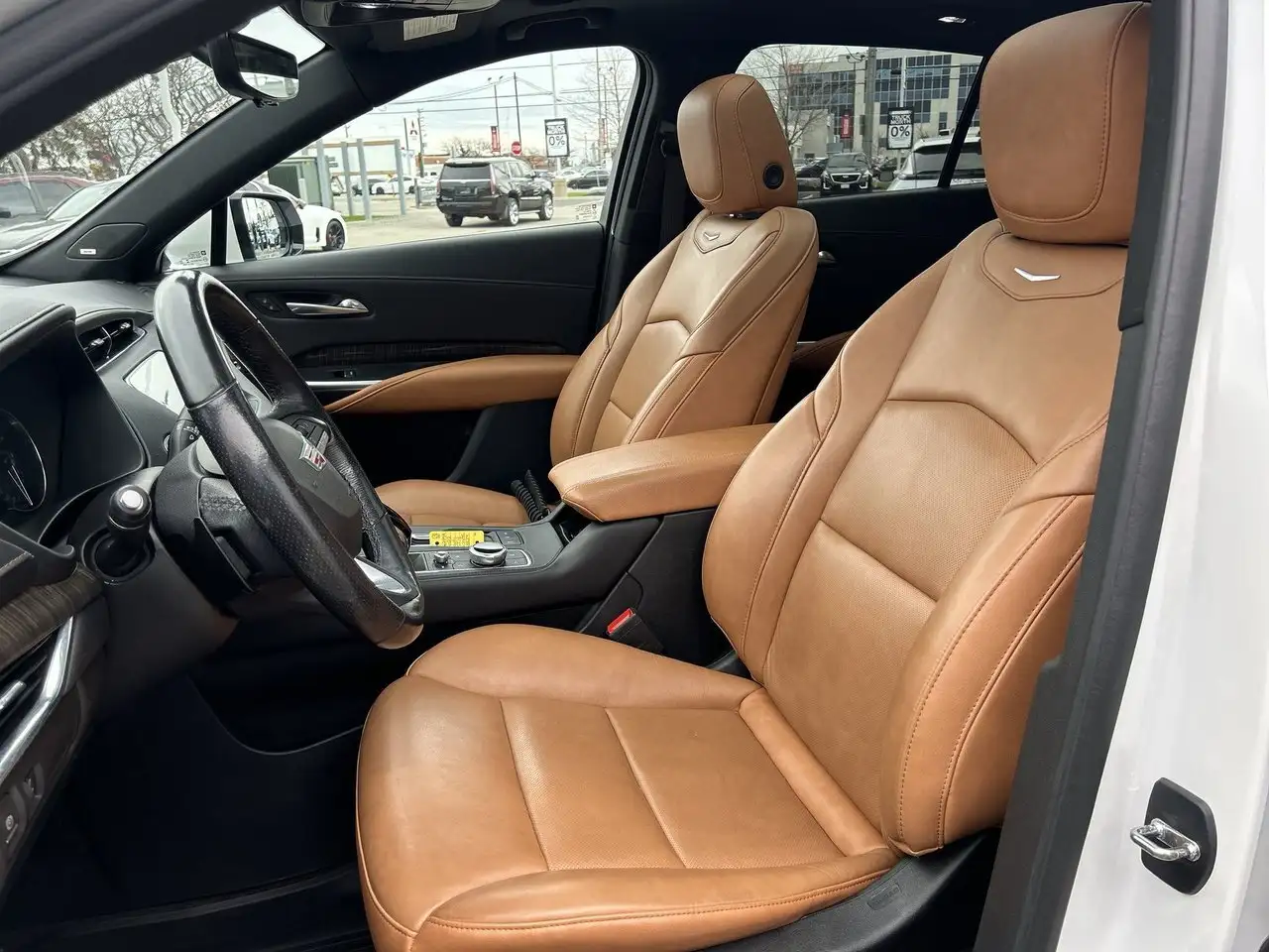 Cadillac XT4 снимка Cadillac XT4
