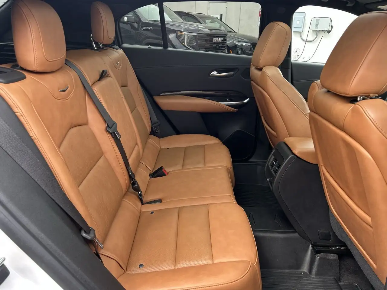 Cadillac XT4 снимка Cadillac XT4