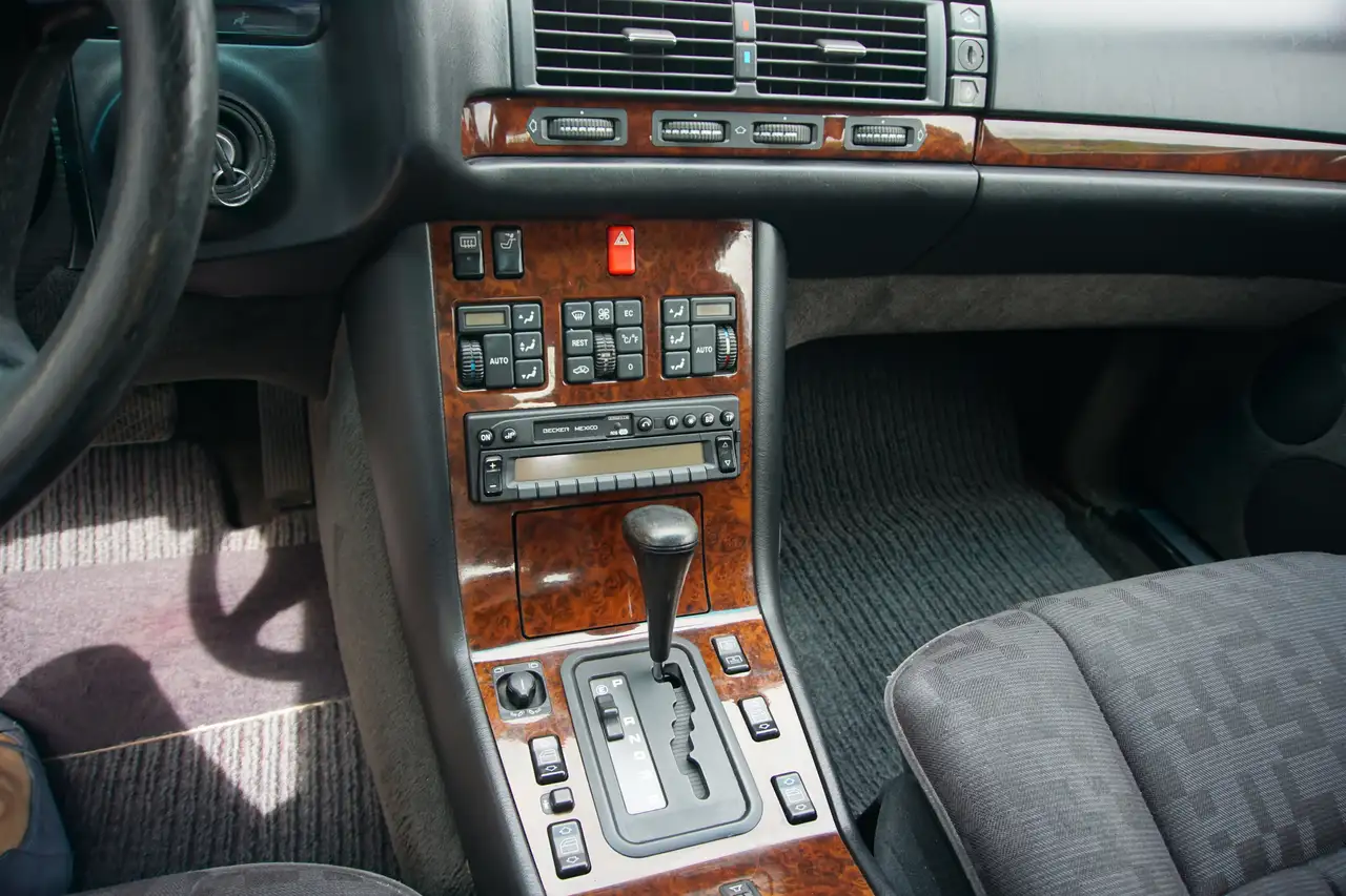 Mercedes-Benz 300 SE Aut., foto 11