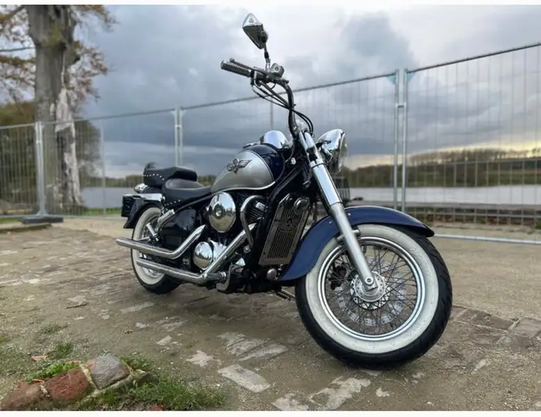 Kawasaki VN 800 - foto 3