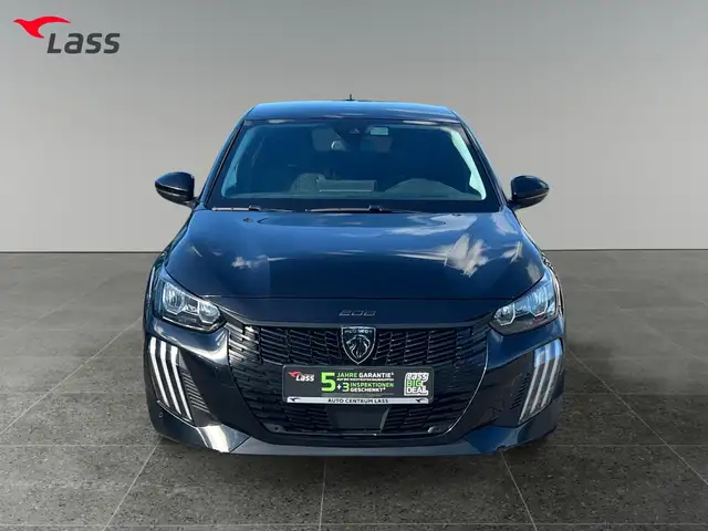 Peugeot 208 view 9