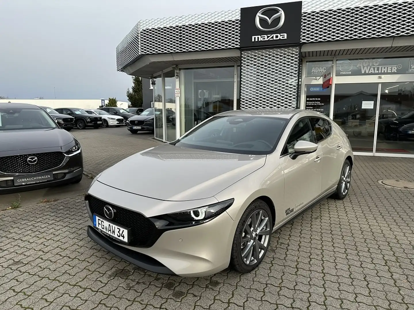 Mazda 3 2.0L e-SKYACTIV X 186ps 6AT FWD Exclusive-line DAS Beige - 1