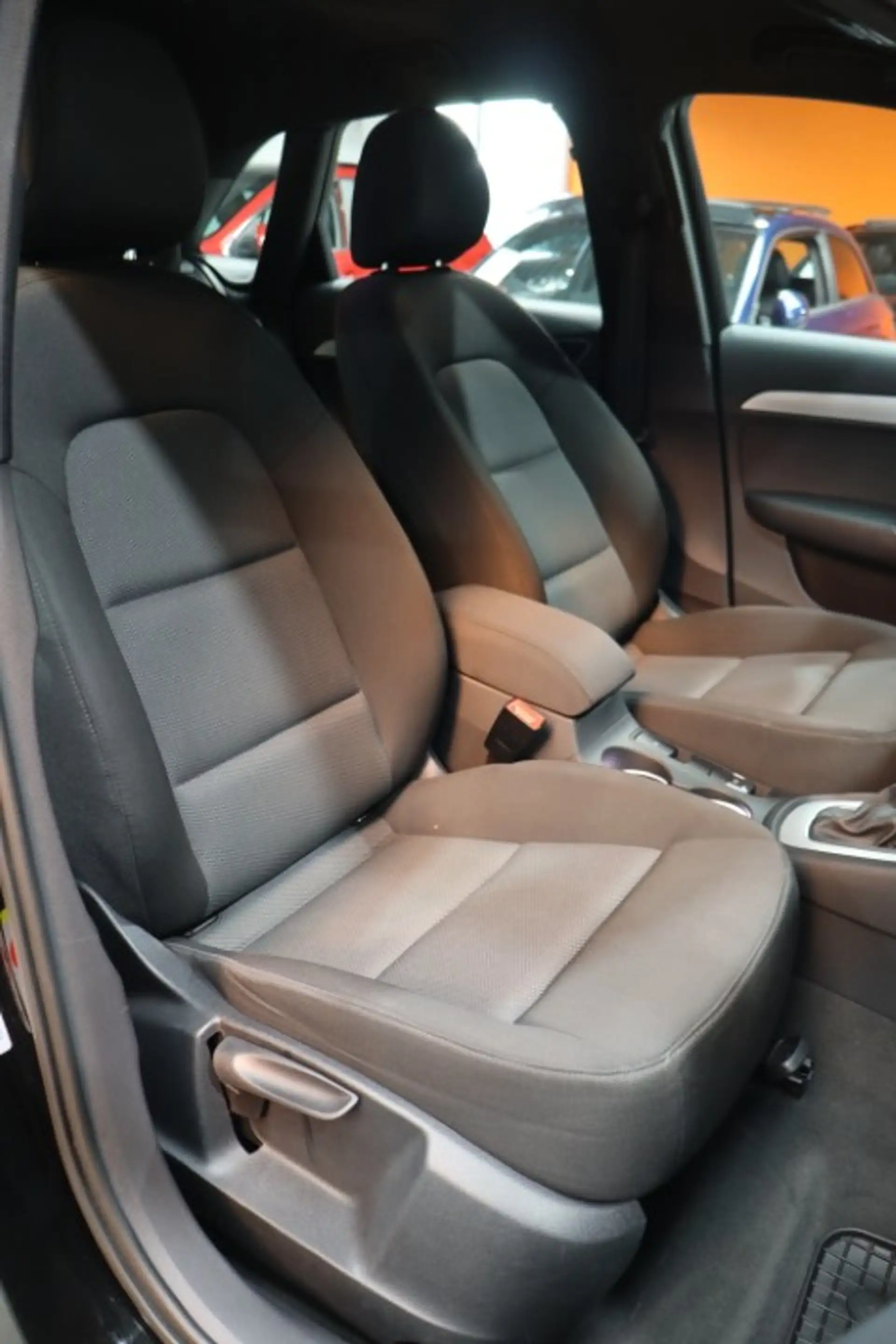 Audi Q3 Q3 2.0 TDi Sport S tronic — photo 11