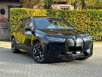 iX xDrive40 full option