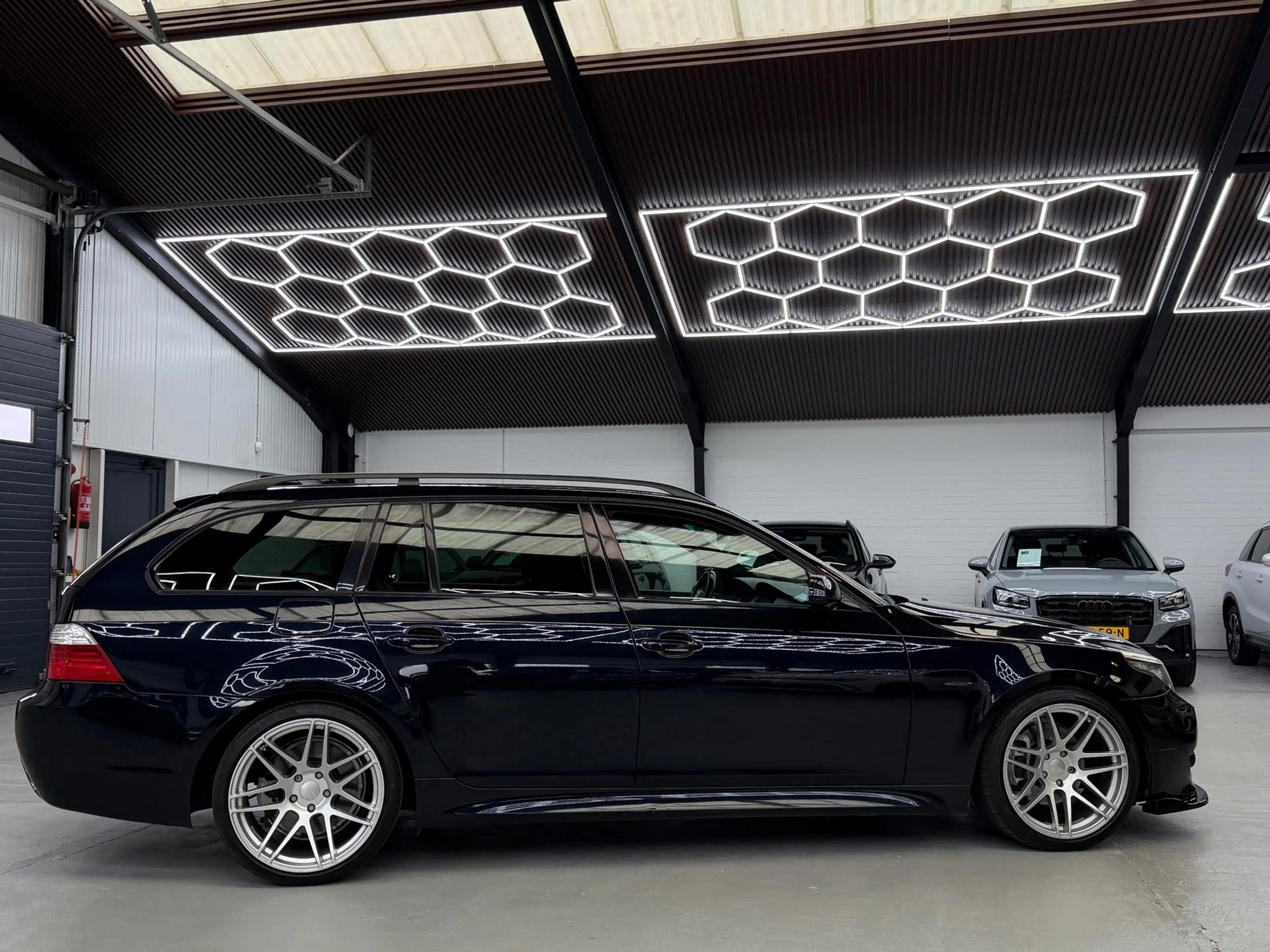 BMW 523 5-serie Touring 523i M-Pakket Facelift High Execut — photo 16