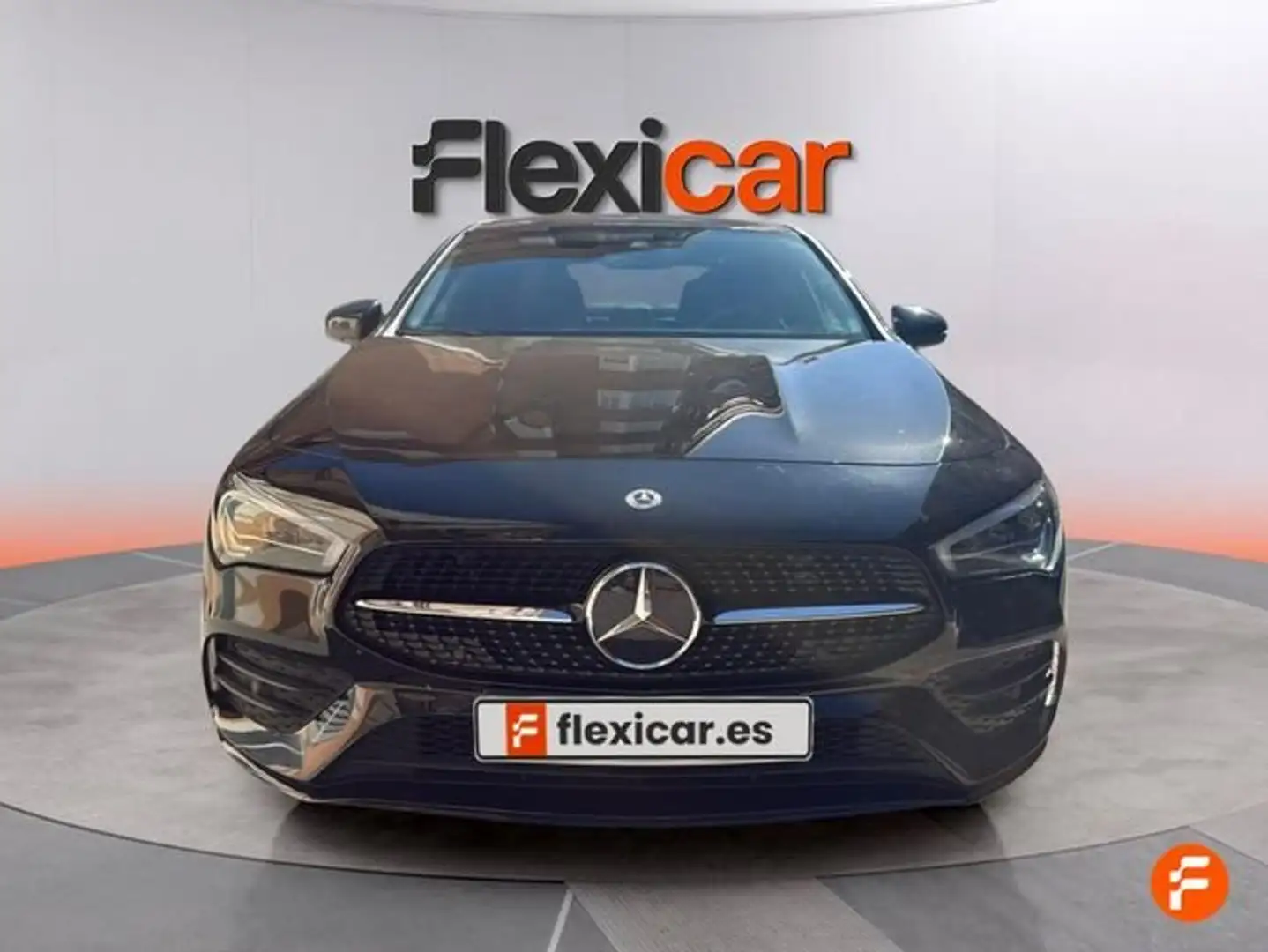 Mercedes-Benz CLA 200 Negro - 2
