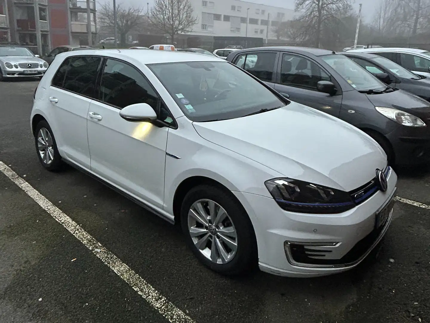 Volkswagen Golf GTE GOLF VII (2) 1.4 TSI GTE DSG6 5P Белый - 1