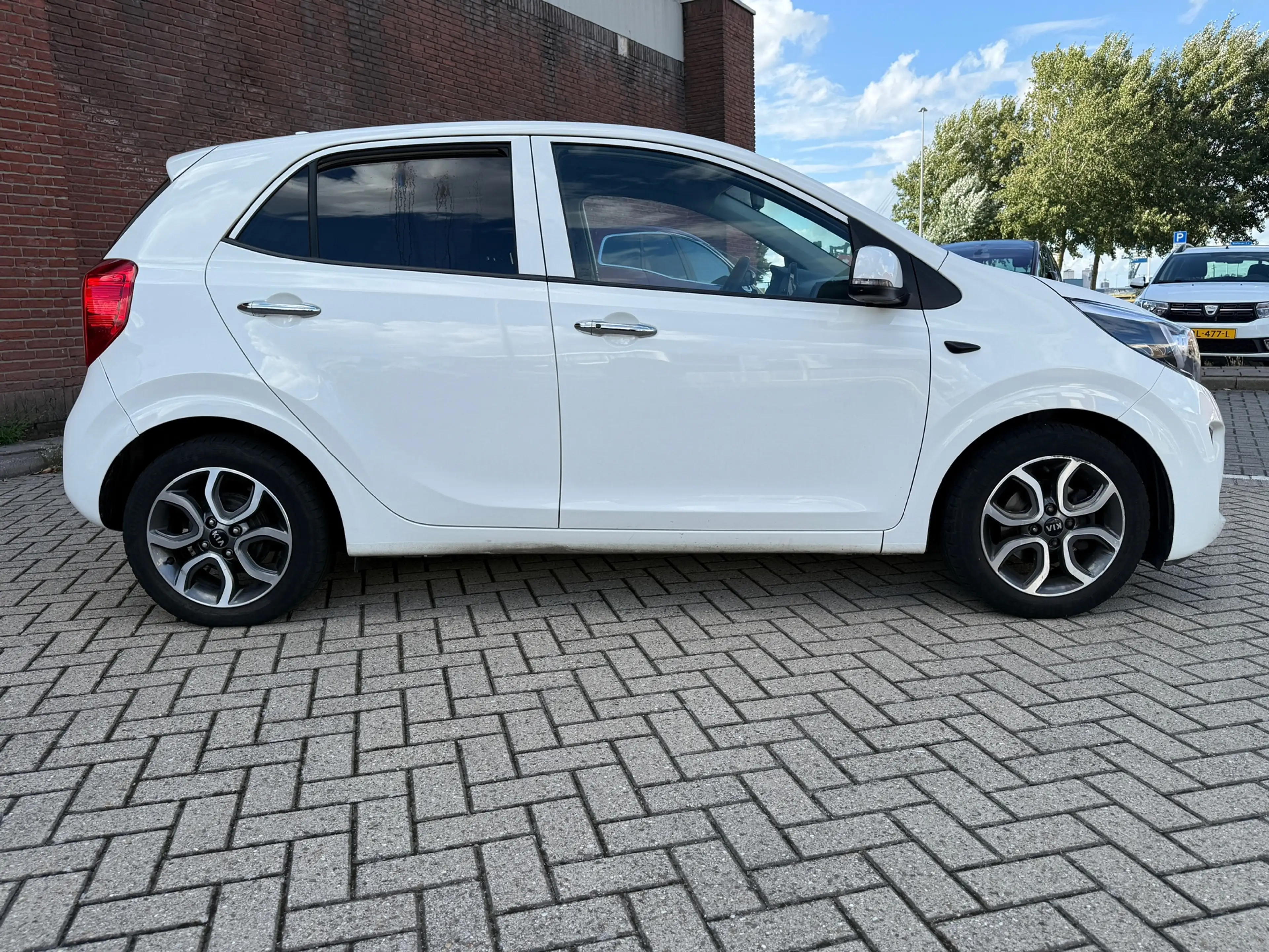Kia Picanto 1.0 DPi DynamicPlusLine | NAVI | APPLE CAR| R.CAMA — photo 11