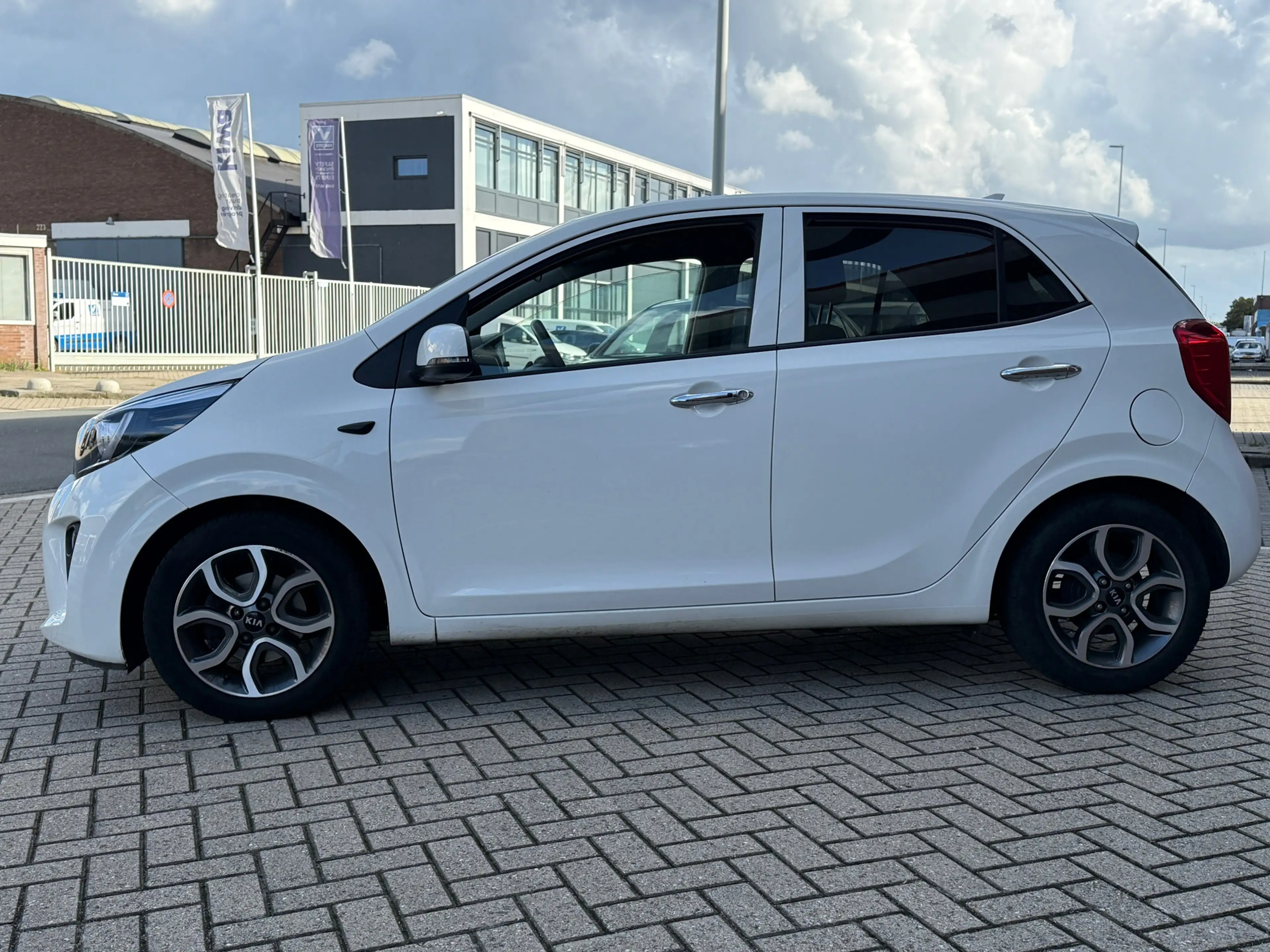 Kia Picanto 1.0 DPi DynamicPlusLine | NAVI | APPLE CAR| R.CAMA — photo 5