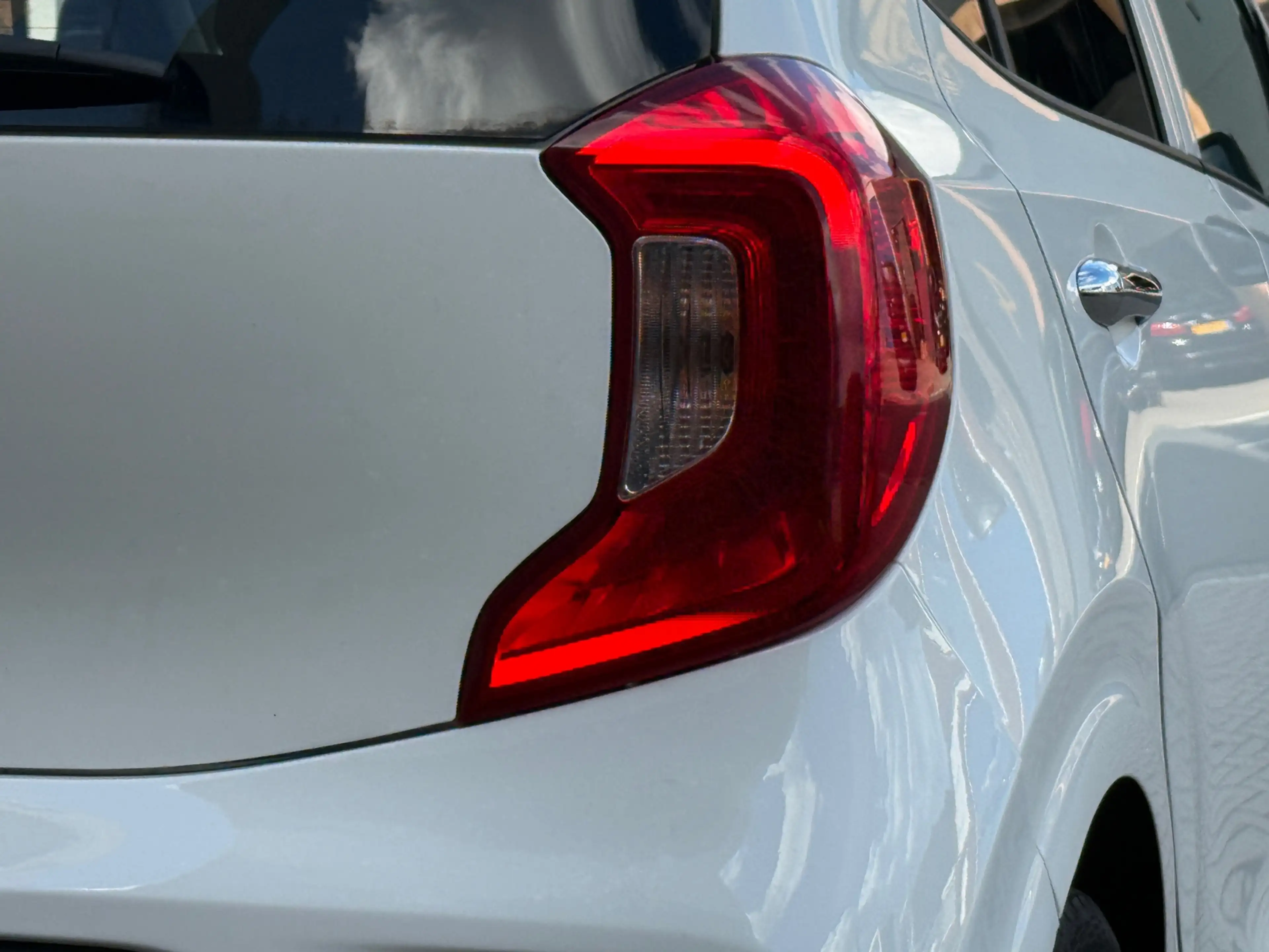 Kia Picanto 1.0 DPi DynamicPlusLine | NAVI | APPLE CAR| R.CAMA — photo 9