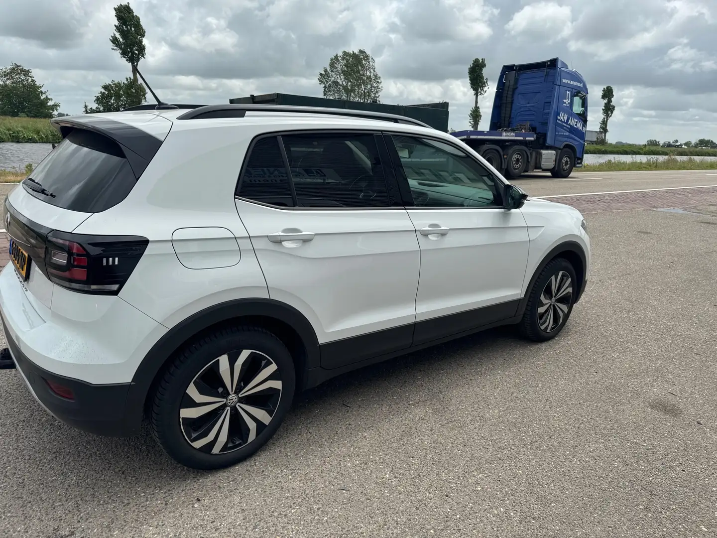 Volkswagen T-Cross T-Cross 1.0 TSI Life - 2