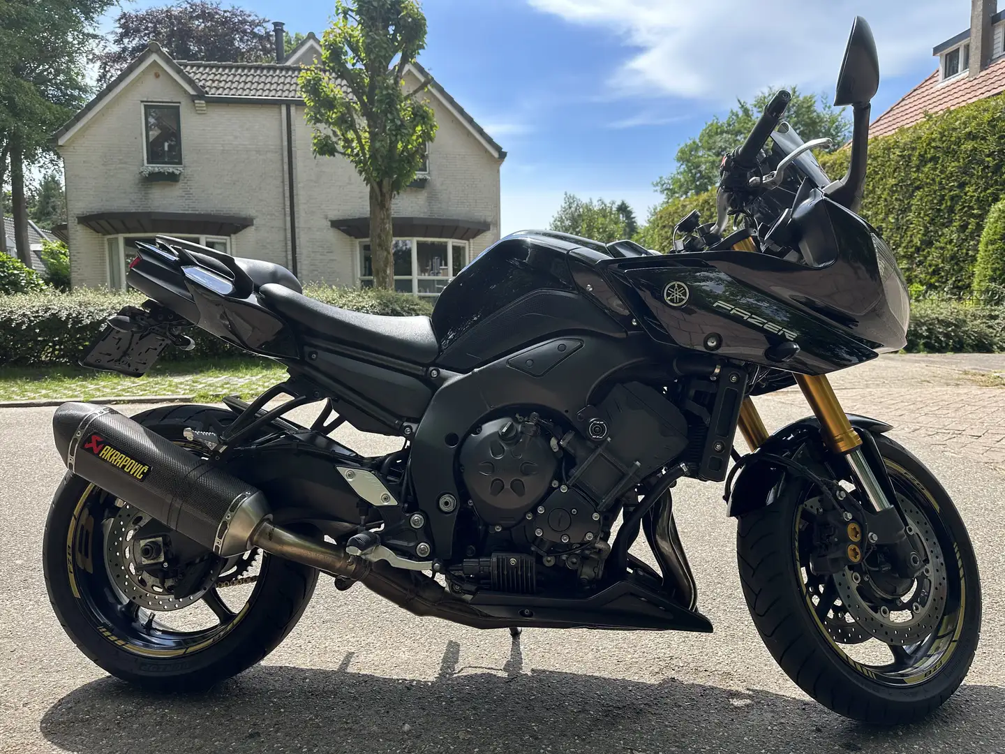 Yamaha FZ 8 fazer 800 ABS FULL AKRAPOVIC - 1