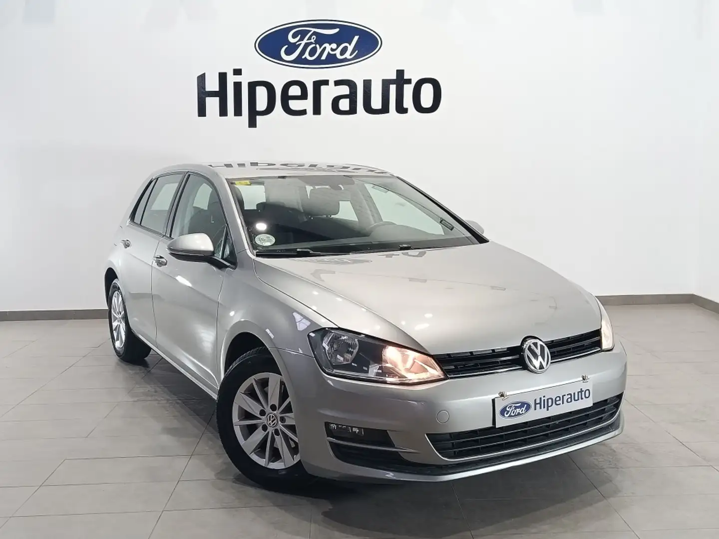 Volkswagen Golf 1.6TDI CR Advance Rabbit 90 Gris - 1
