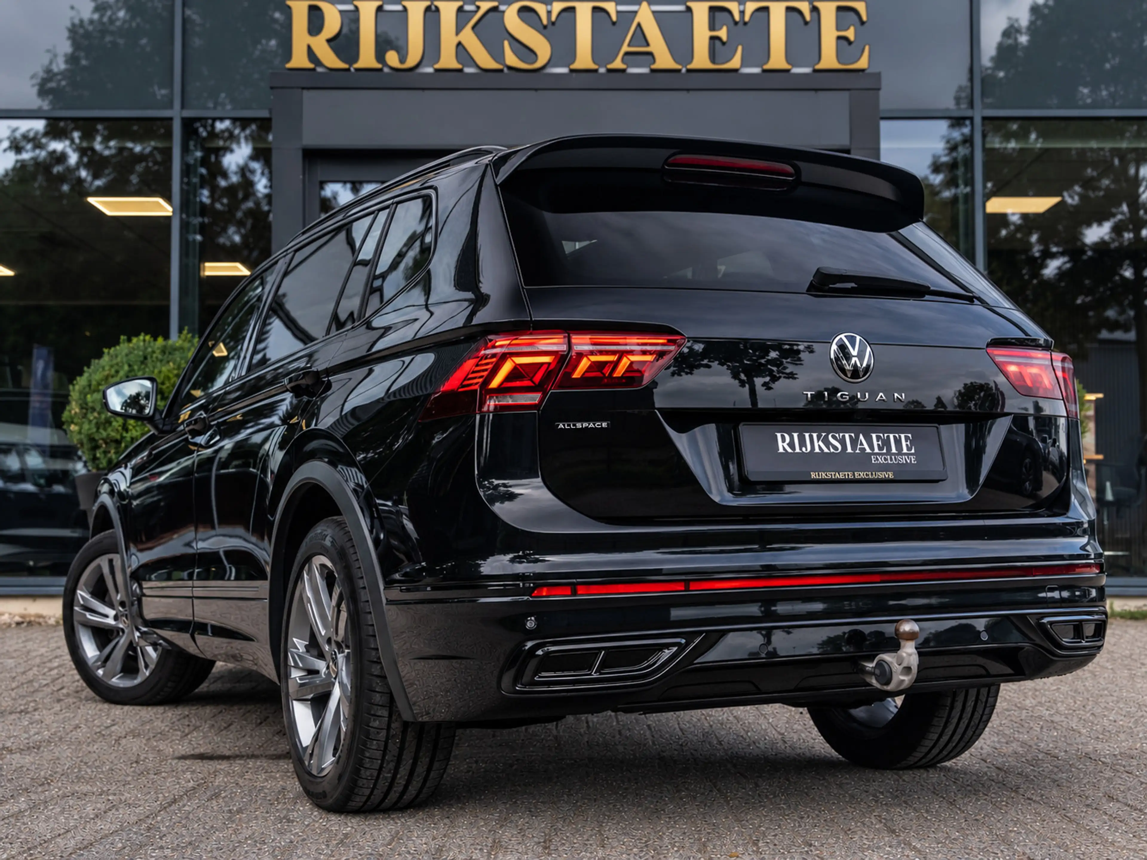 Volkswagen Tiguan Allspace 1.5 TSI R-Line|7P|PANO|CAM|ACC|19 — photo 9