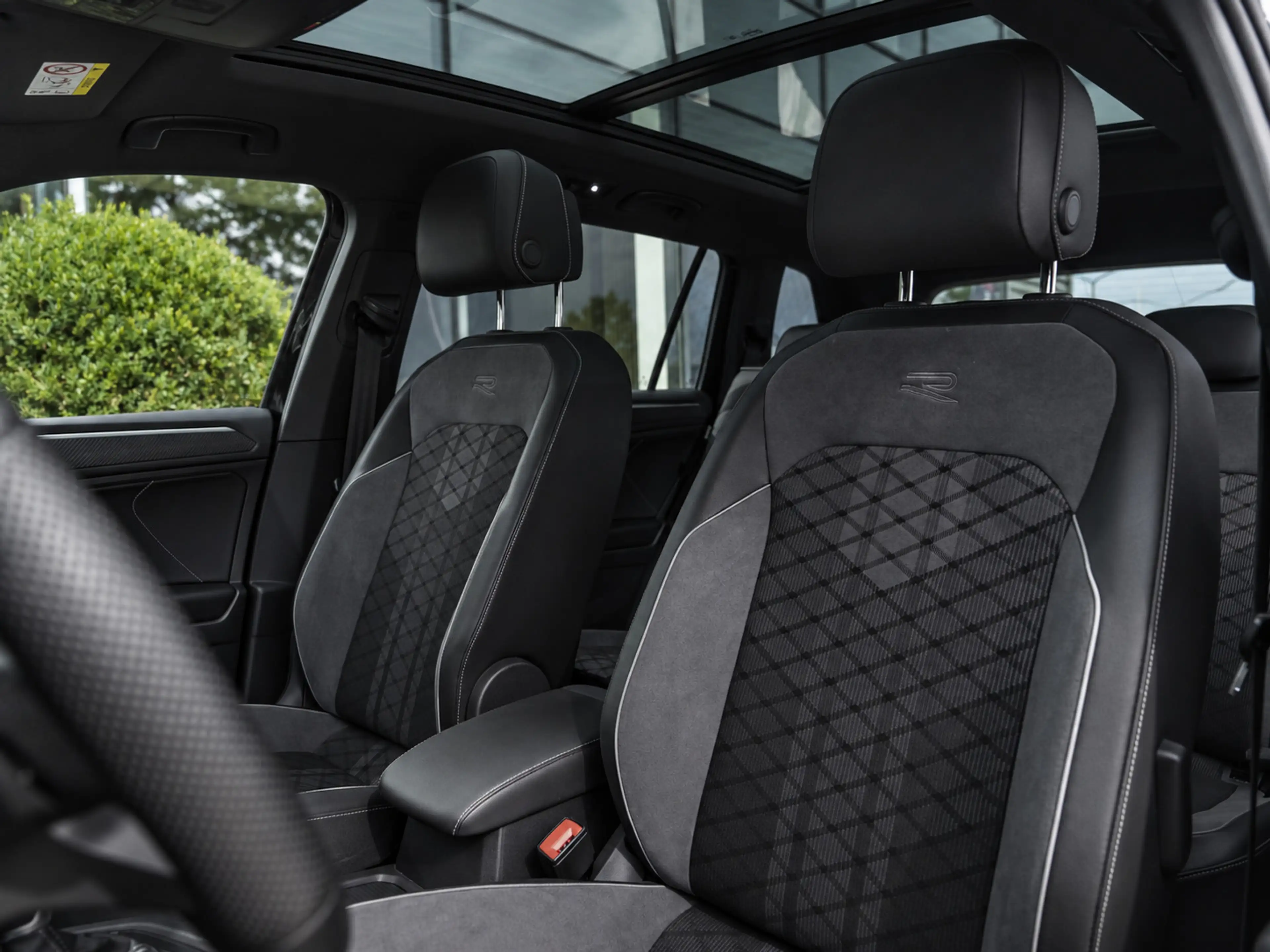 Volkswagen Tiguan Allspace 1.5 TSI R-Line|7P|PANO|CAM|ACC|19 — photo 14