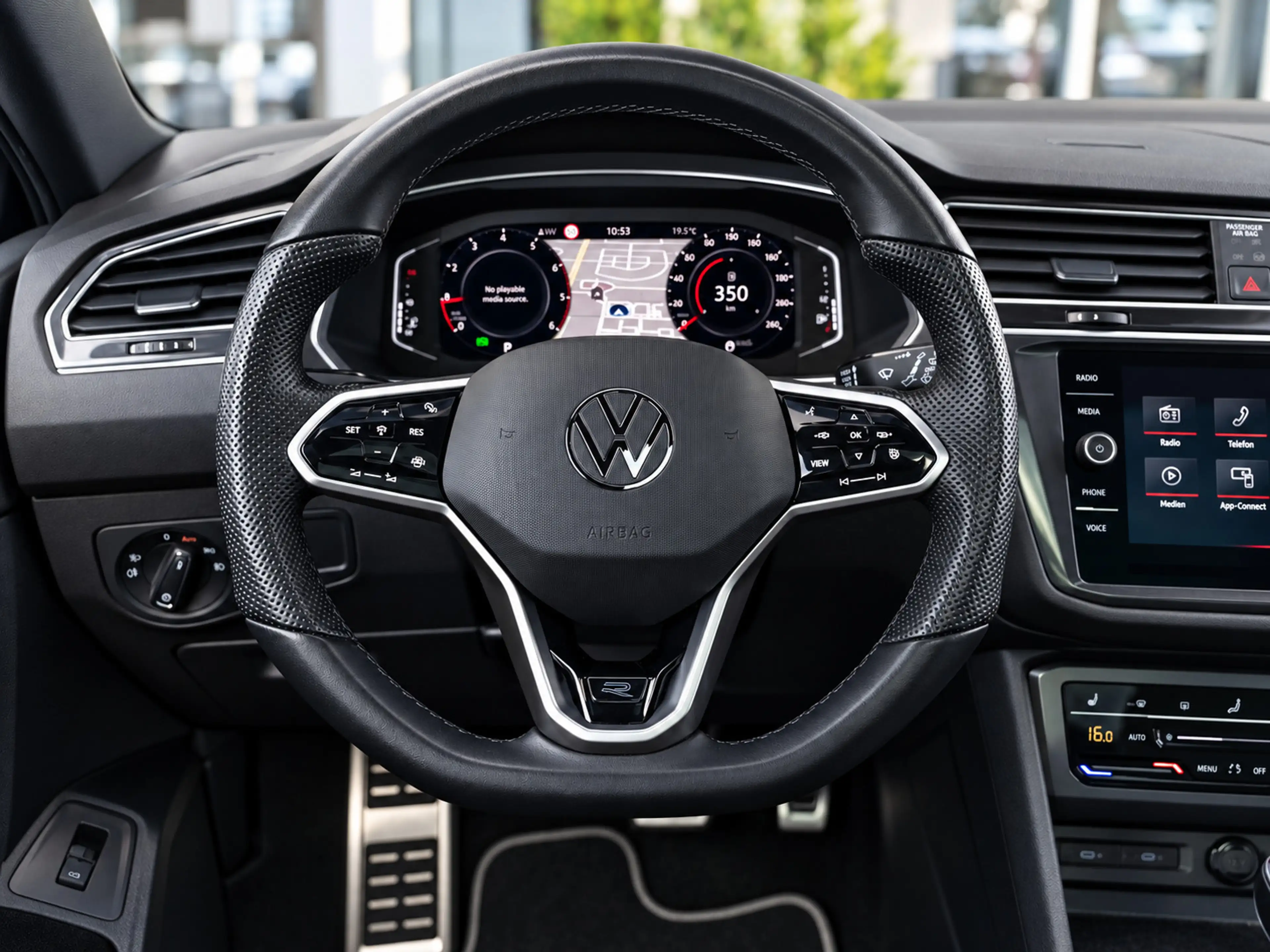 Volkswagen Tiguan Allspace 1.5 TSI R-Line|7P|PANO|CAM|ACC|19 — photo 11