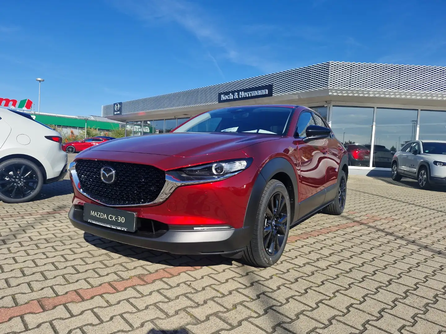 Mazda CX-30 2.5L e-SKYACTIV G 140ps Automatik HOMURA Rot - 1