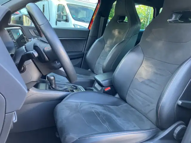 Cupra Ateca view 9