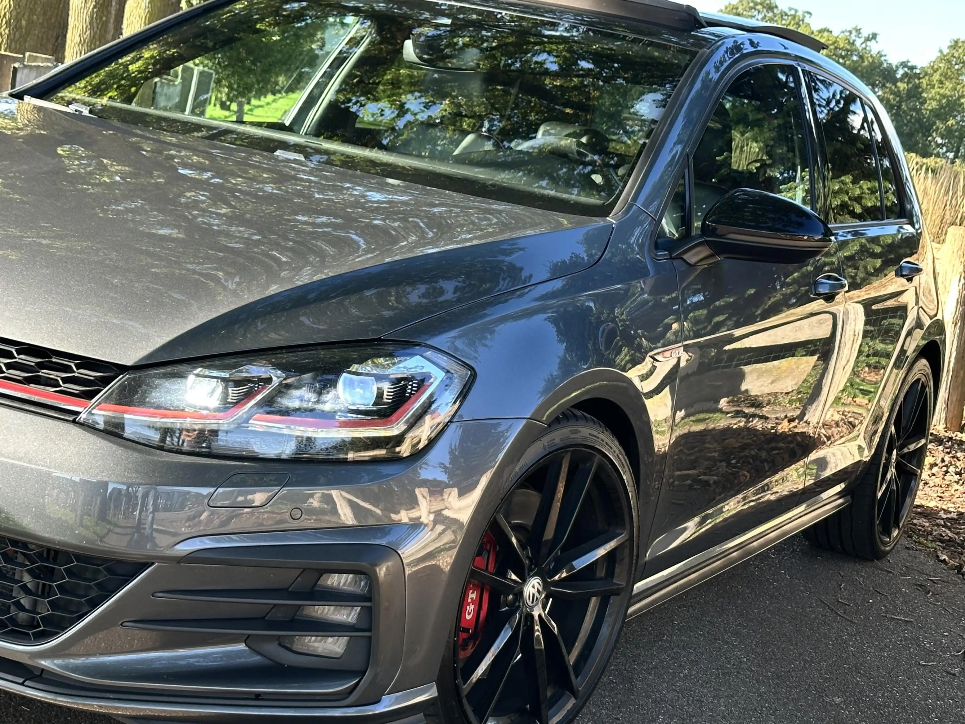 Volkswagen Golf GTI 2.0 TSI Performance — photo 2