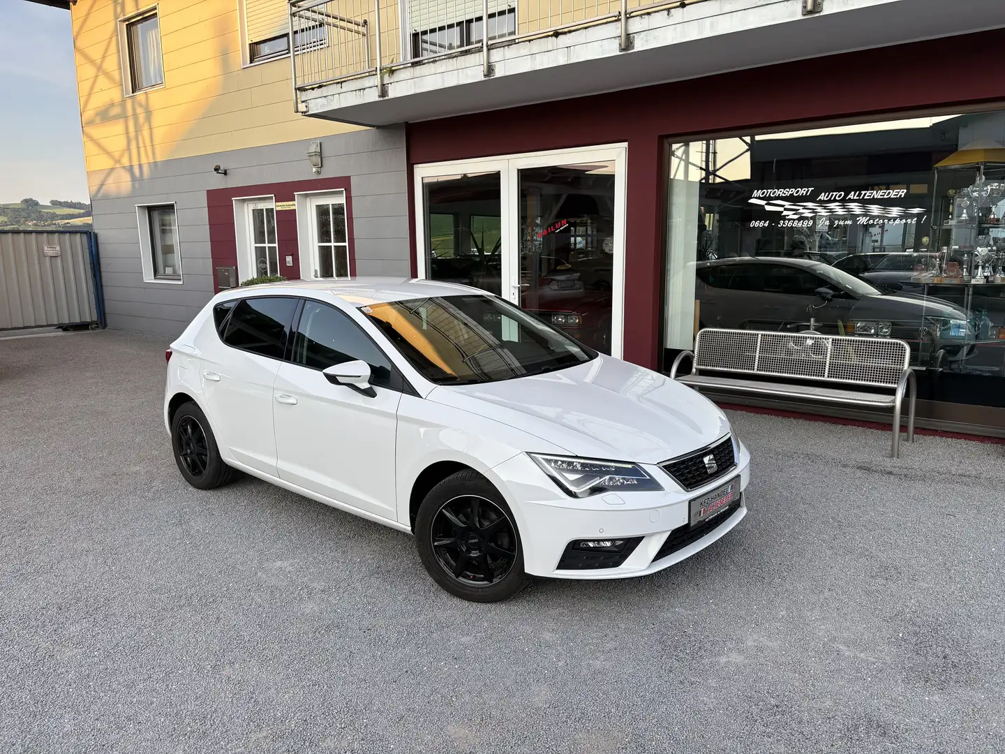 SEAT Leon Style 1,2 TSI *1.BESITZ|LED|SITZH|TEMP* Blanco - 1