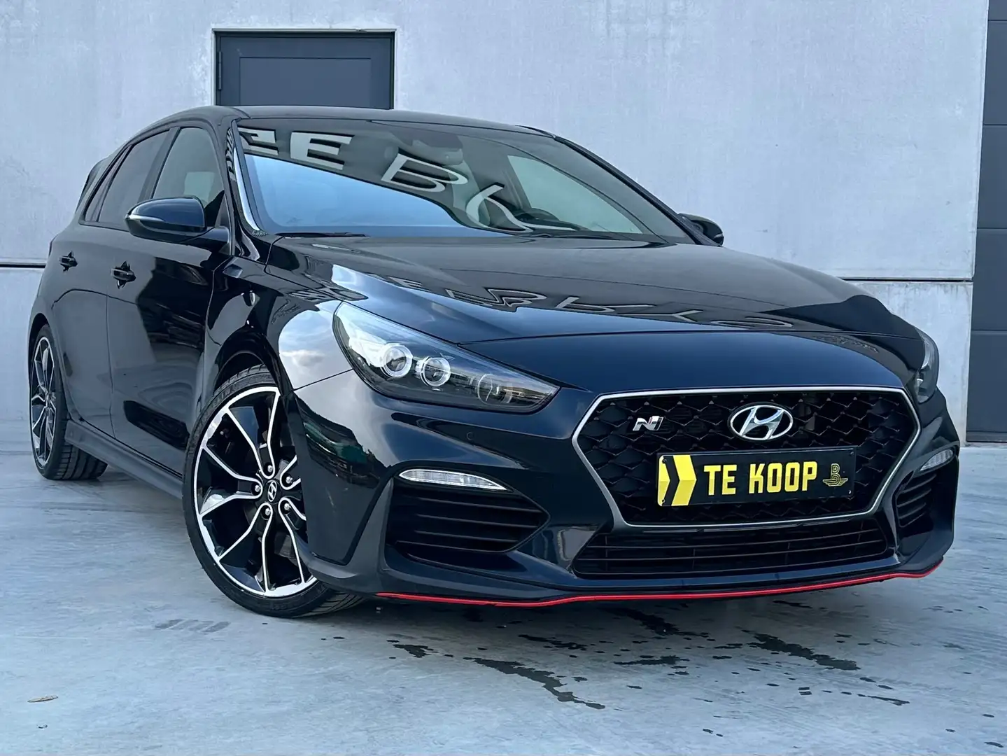 Hyundai i30 *Performance Pack*Camera*Carplay*DAB*Memory Seats Noir - 1