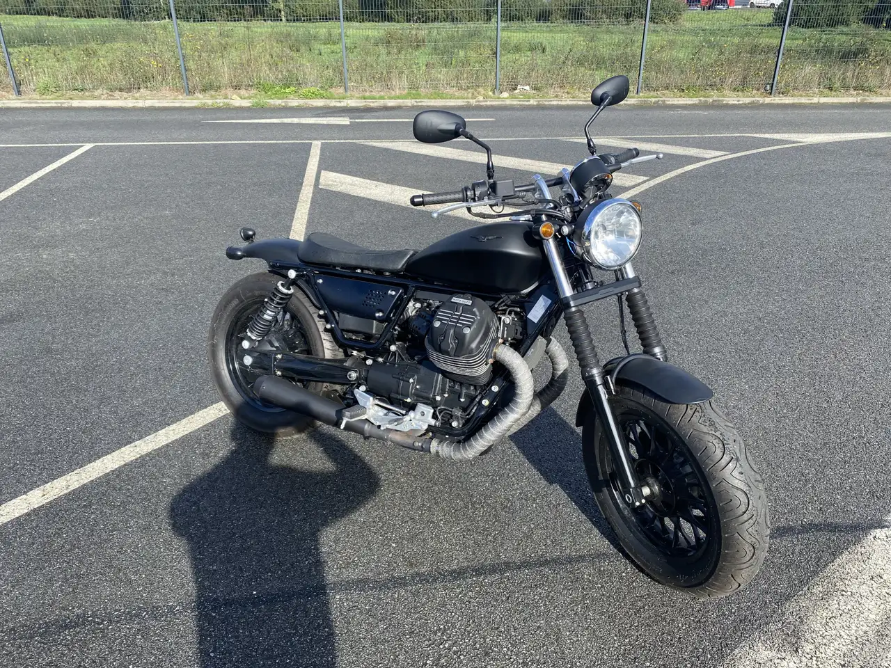Moto Guzzi V 9