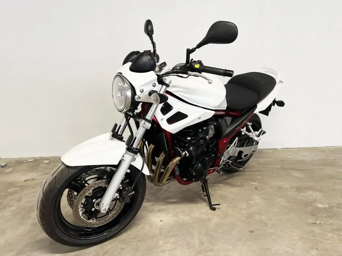 Suzuki Bandit 650 . Bianco - 2