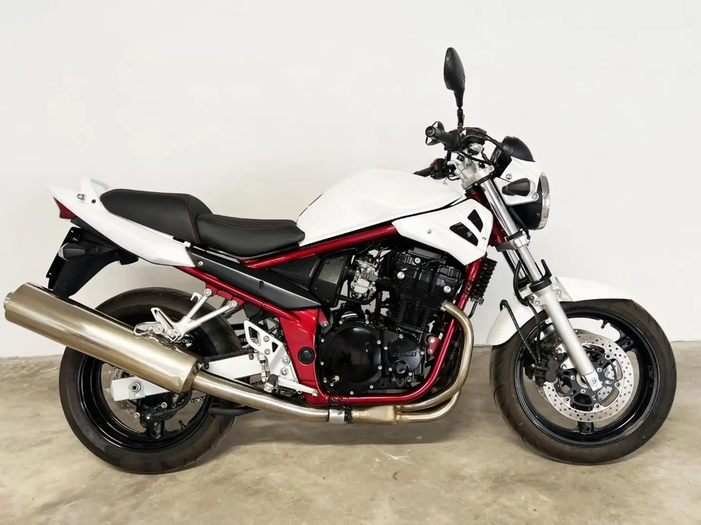 Suzuki Bandit 650 . Bianco - 1