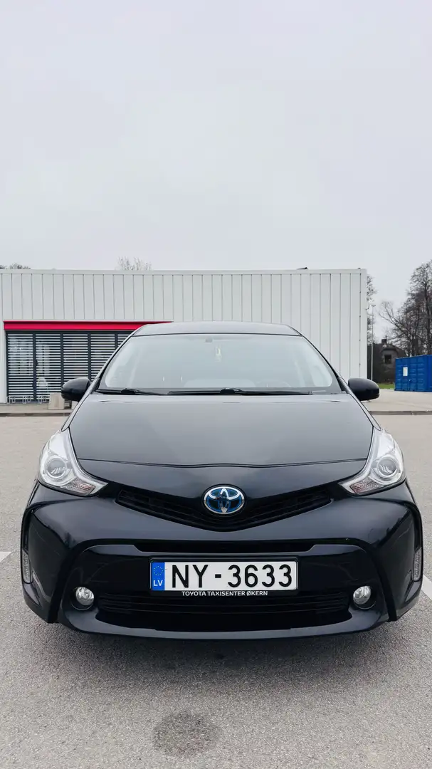 Toyota Prius+ Schwarz - 2