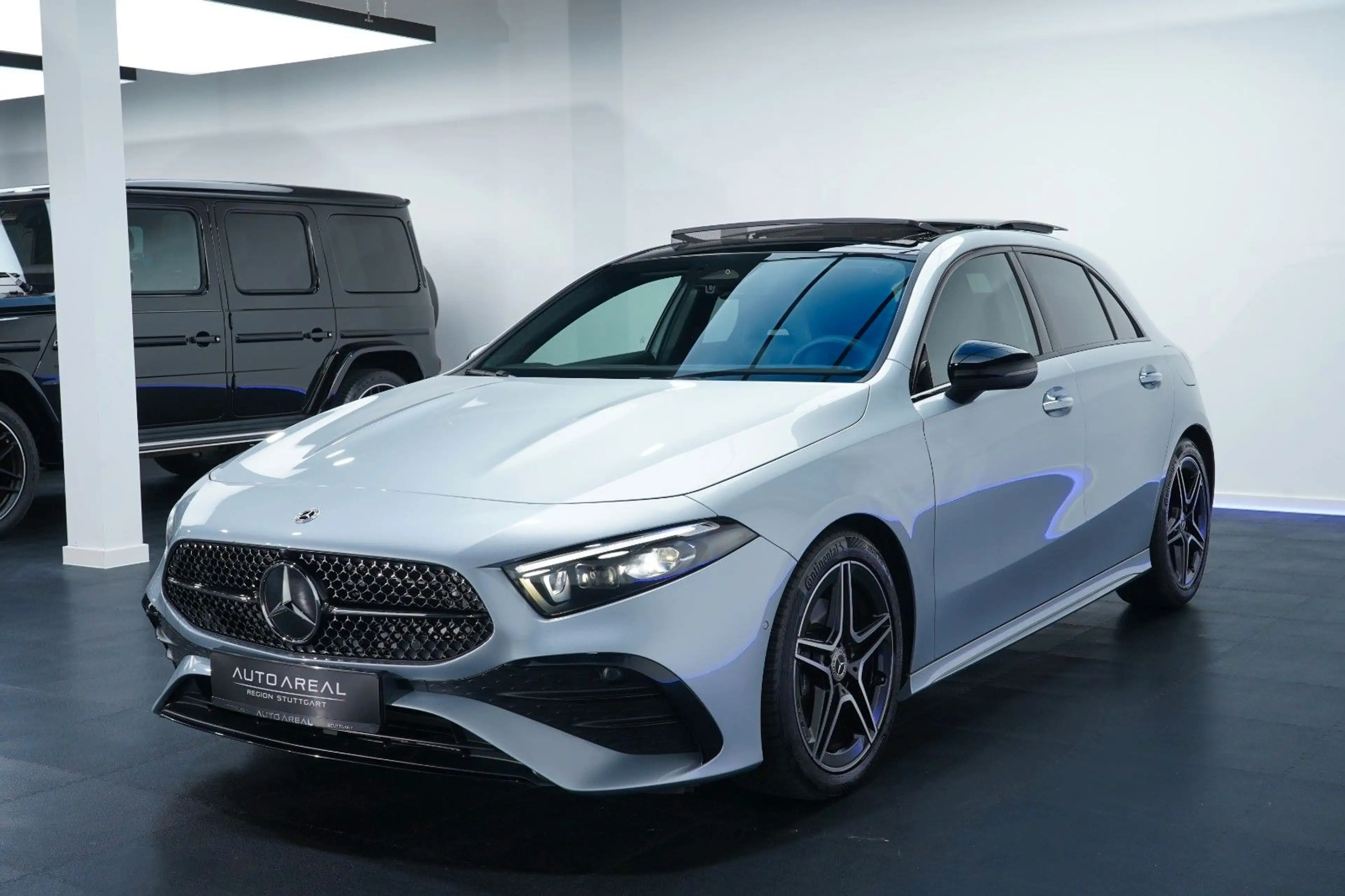 Mercedes-Benz A 200 d AMG Pano/Mmry/Wide/NightP/Multib/Distr+ — photo 10