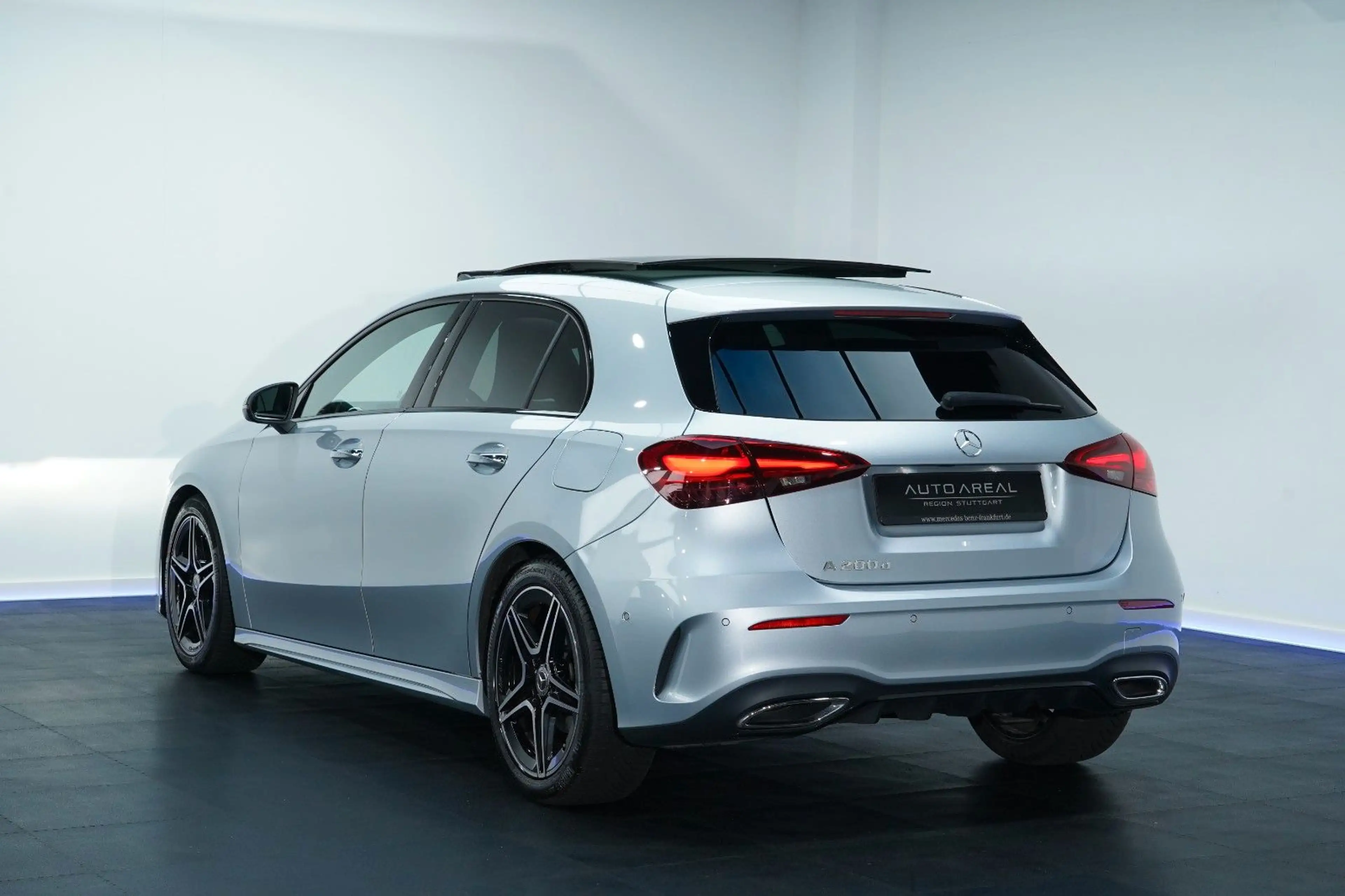 Mercedes-Benz A 200 d AMG Pano/Mmry/Wide/NightP/Multib/Distr+ — photo 7