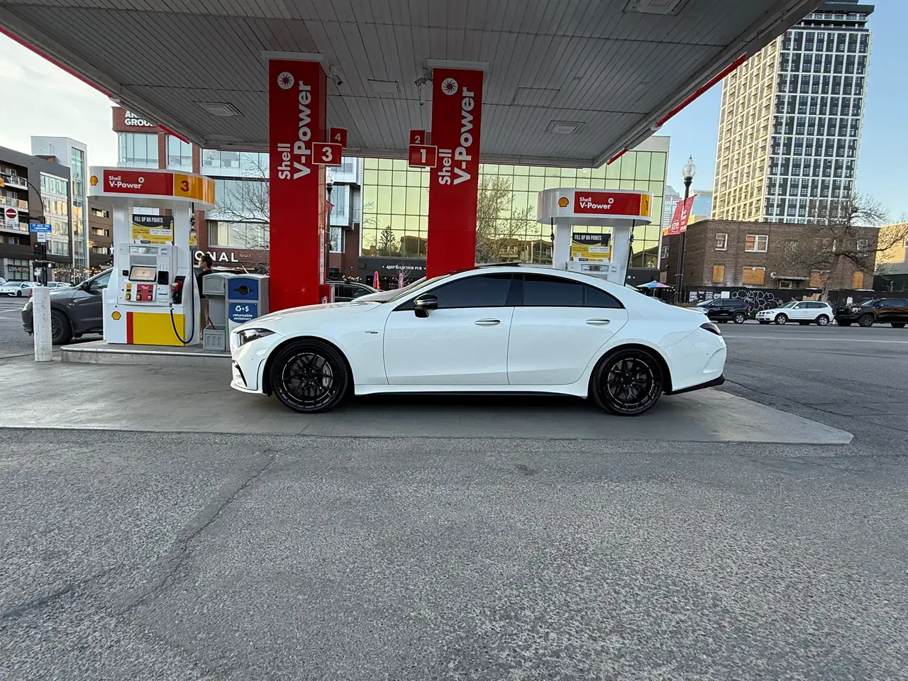 Mercedes-Benz CLS снимка Mercedes-Benz CLS