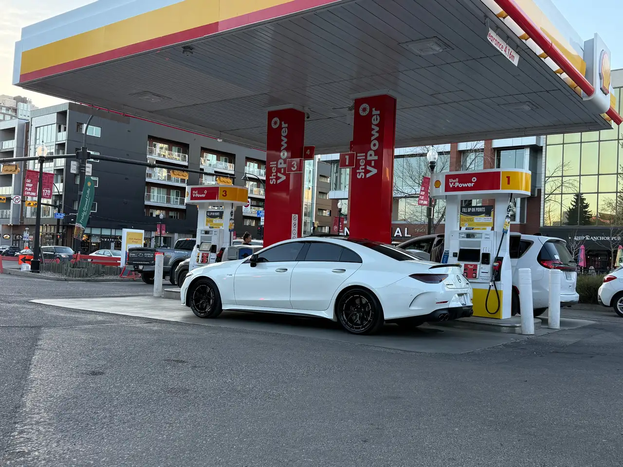 Mercedes-Benz CLS снимка Mercedes-Benz CLS