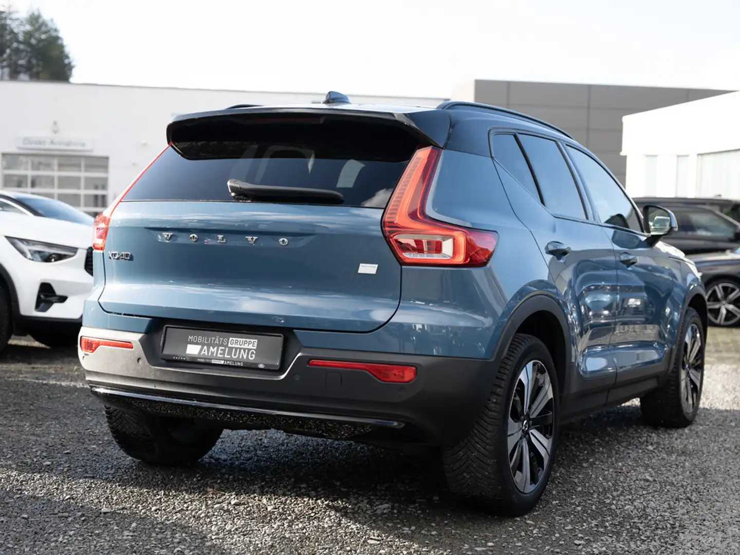 Volvo XC40 Core Recharge Pure Electric 2WD NAVI LED Blau - 2