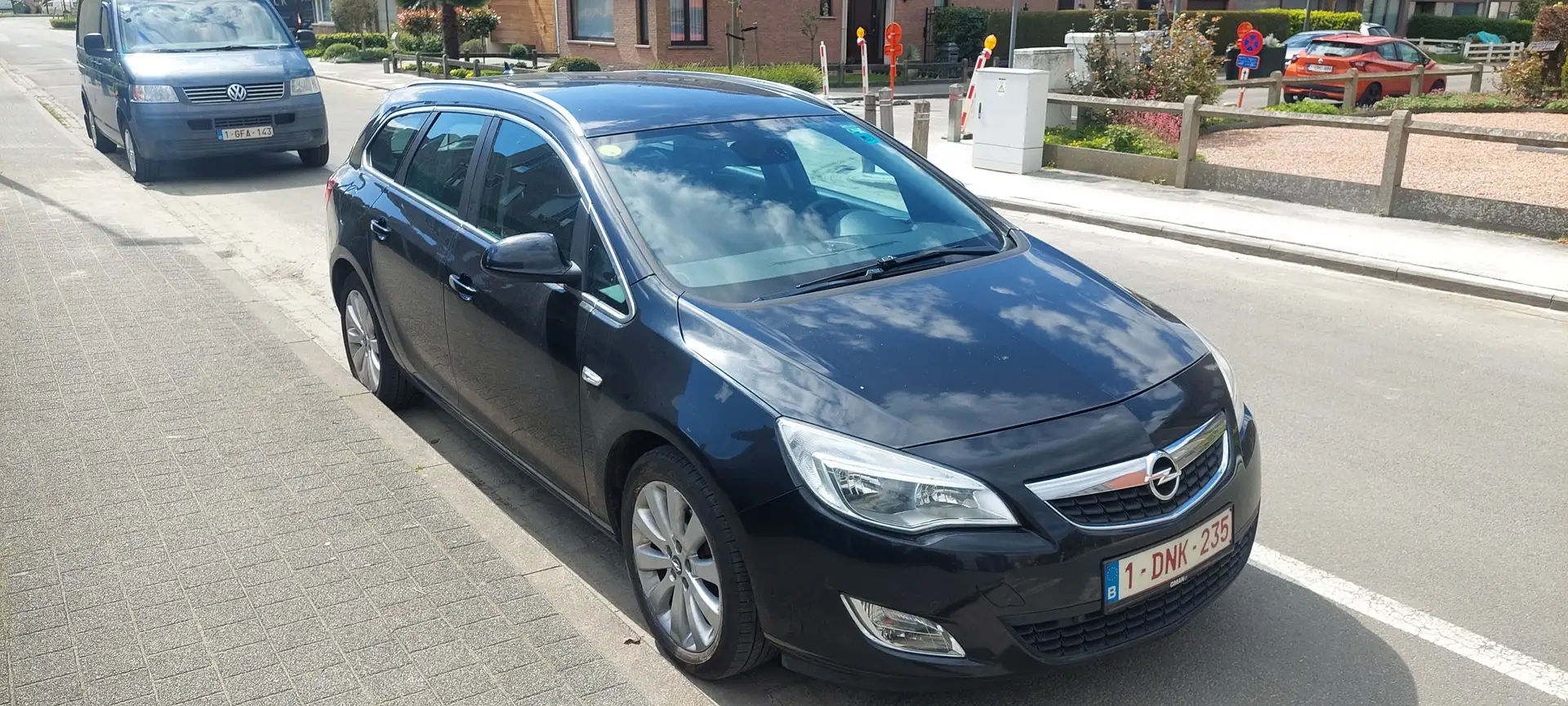 Opel Astra Astra 1.3 CDTI DPF ecoFLEX Sports TourerStart/Stop Noir - 2