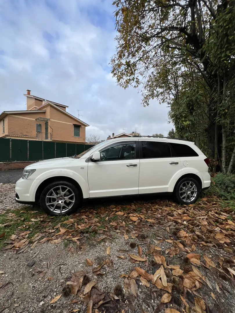 Fiat Freemont 2.0 mjt 16v Lounge 4x4 170cv auto Wit - 1