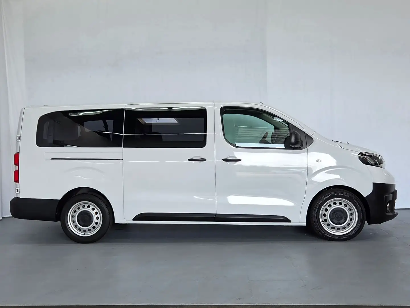 Toyota Proace Proace Verso 2.0 D-4D L2 9-Sitzer Weiß - 2
