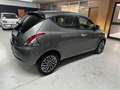 Lancia Ypsilon 1.0 FireFly 5 porte S&S Hybrid Gold Plus Grau - thumbnail 4