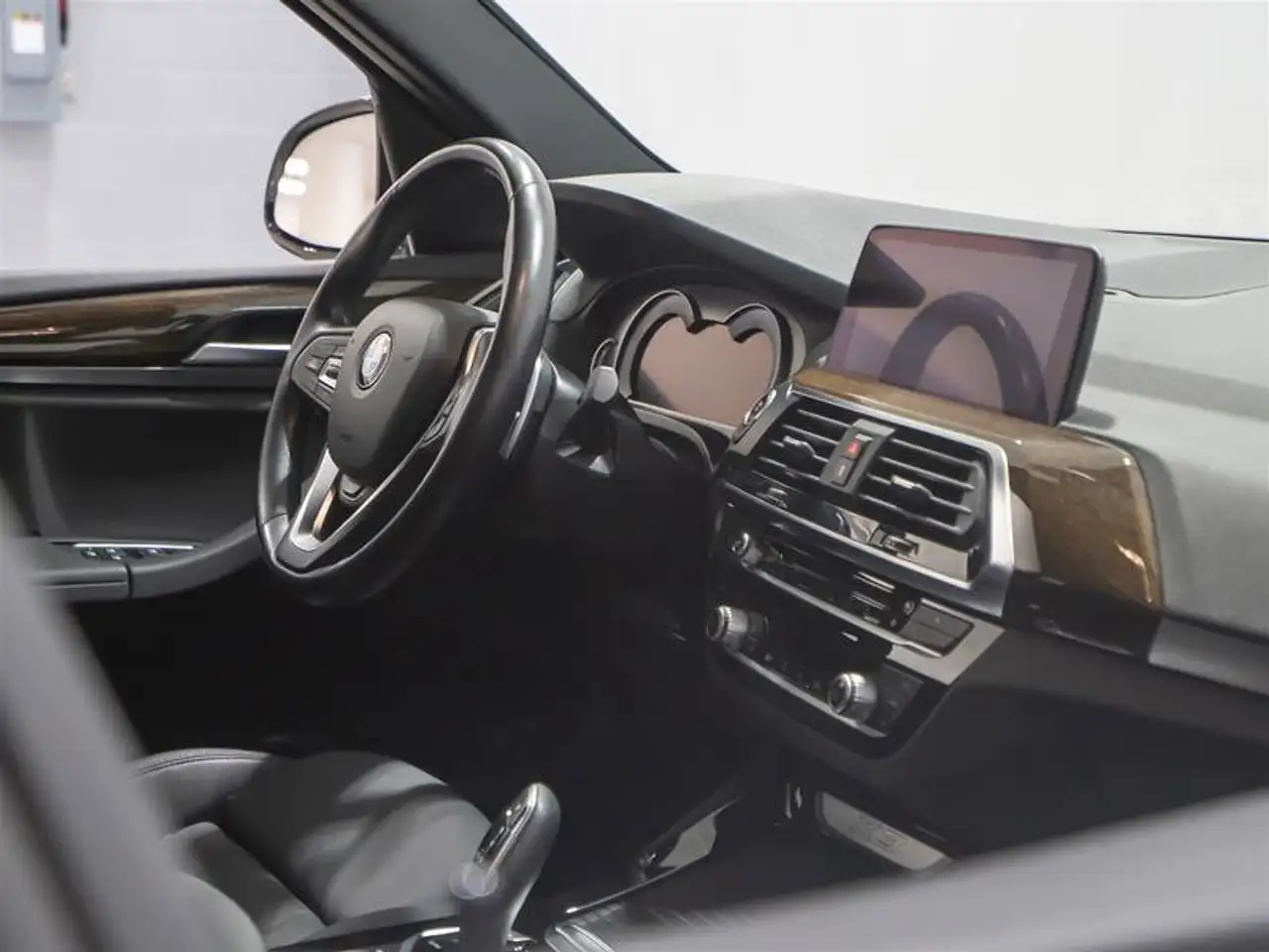 BMW X3 снимка BMW X3